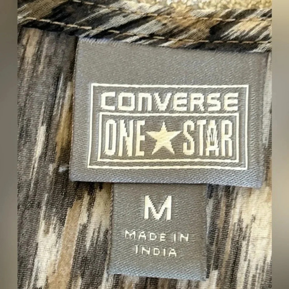 Converse‎ One Star Blouse Women's Medium Multicolor Sheer Flutter Sleeve V-Neck - Picture 6 of 14